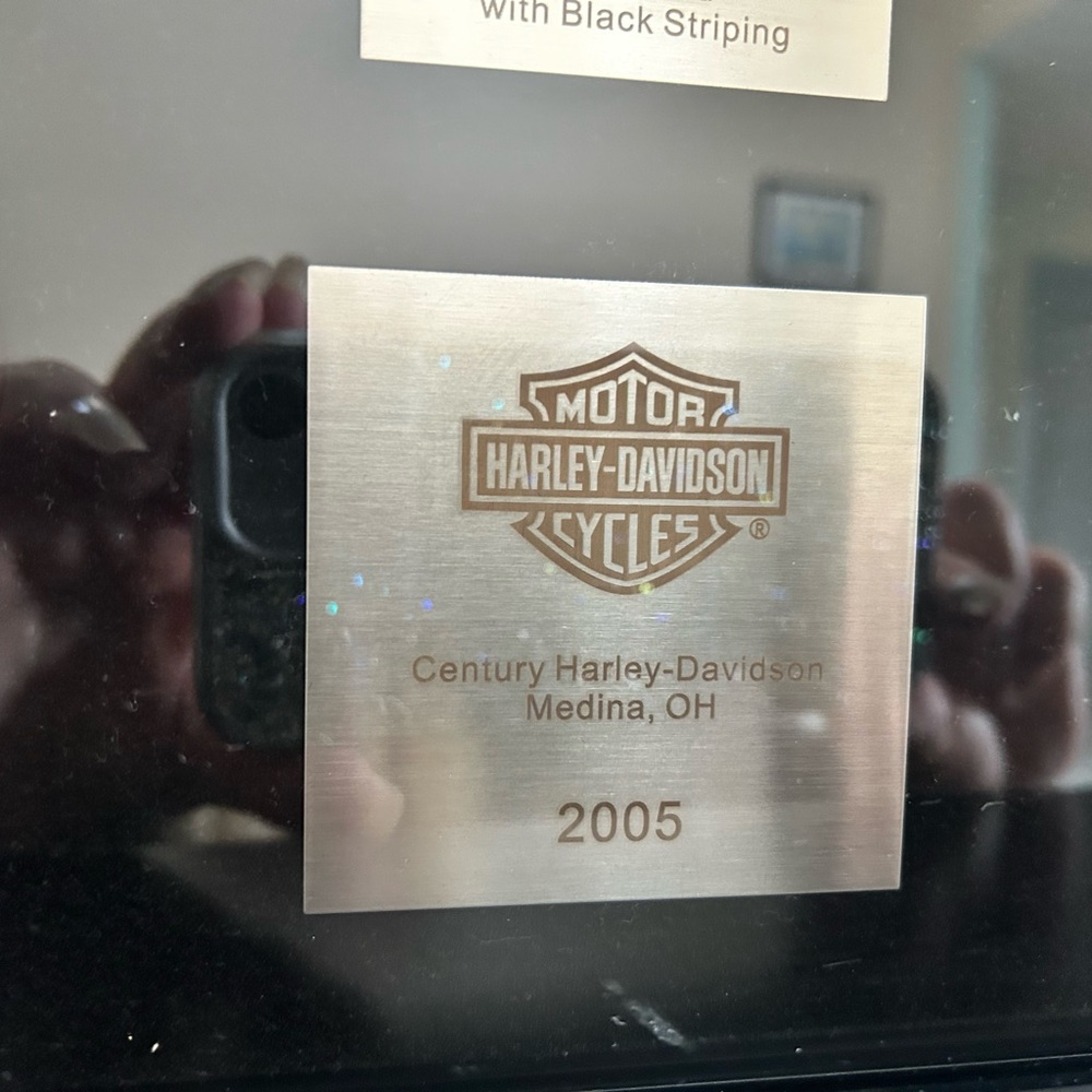 Harley-Davidson Collectible Shadow Box - Picture 6 of 10